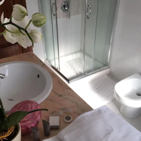 فندق مبيت وإفطار Elena سان تيودورو